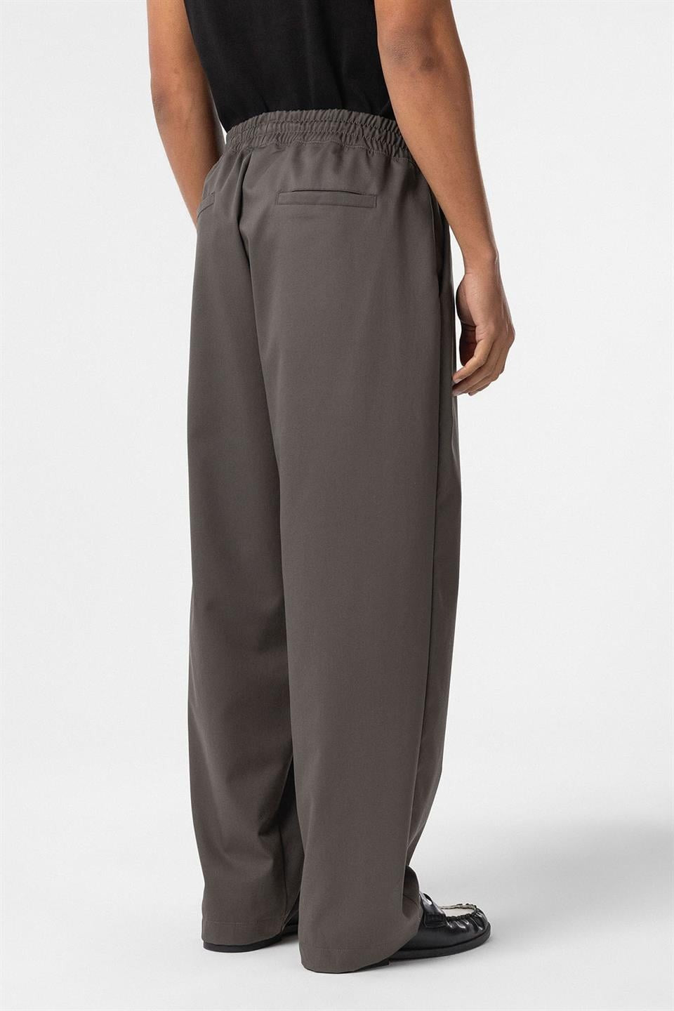 Baggy Pants with an Elastic Waistband
