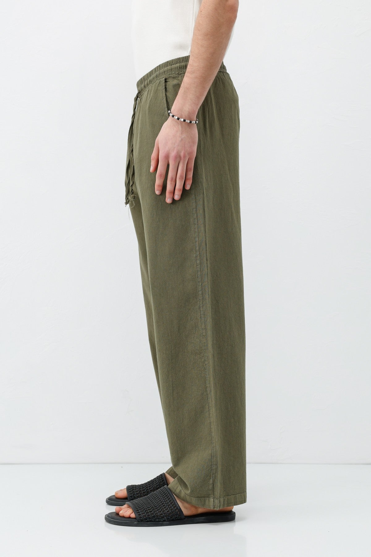 Baggy-Fit Linen Pants with Elastic Waistband