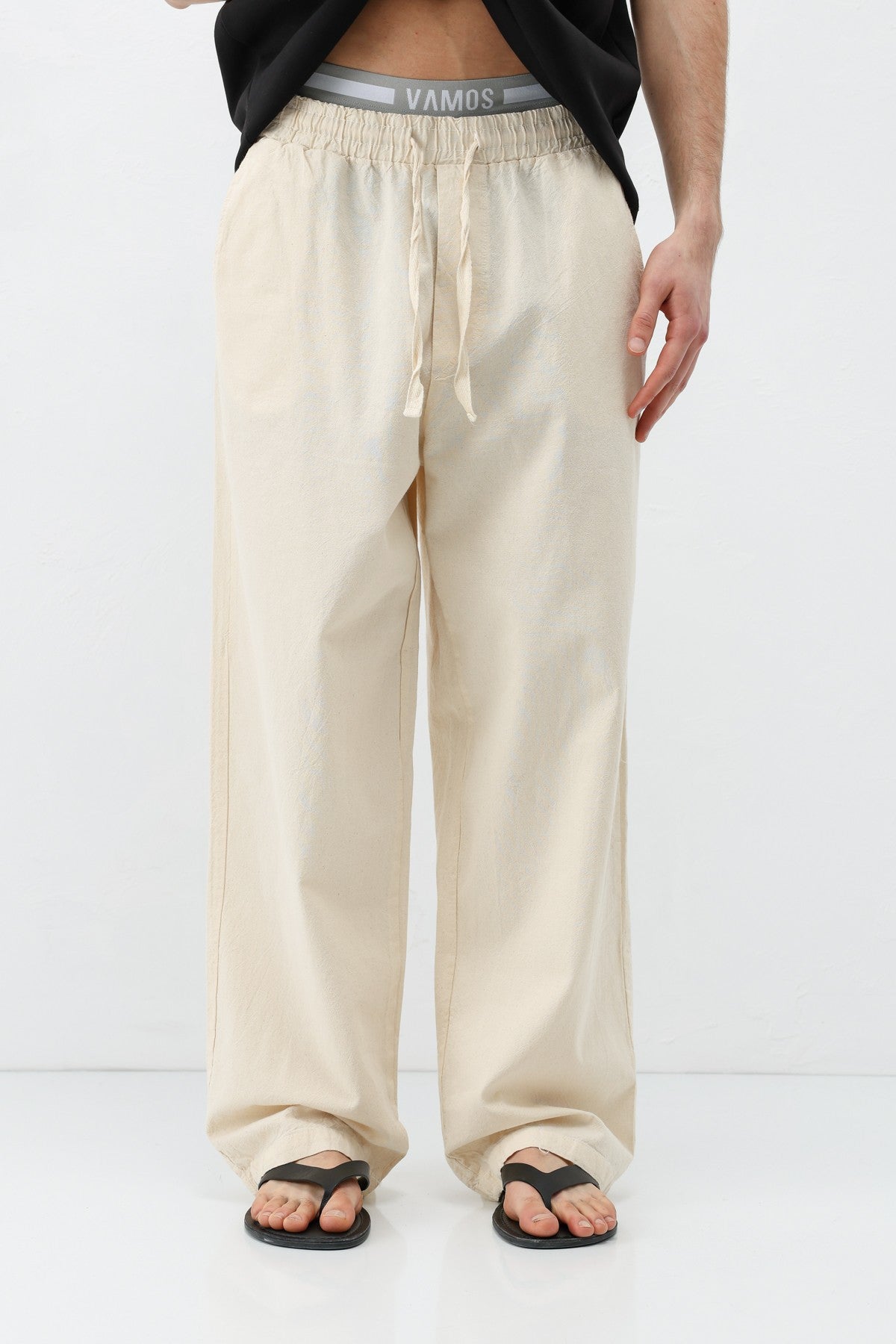 Baggy-Fit Linen Pants with Elastic Waistband