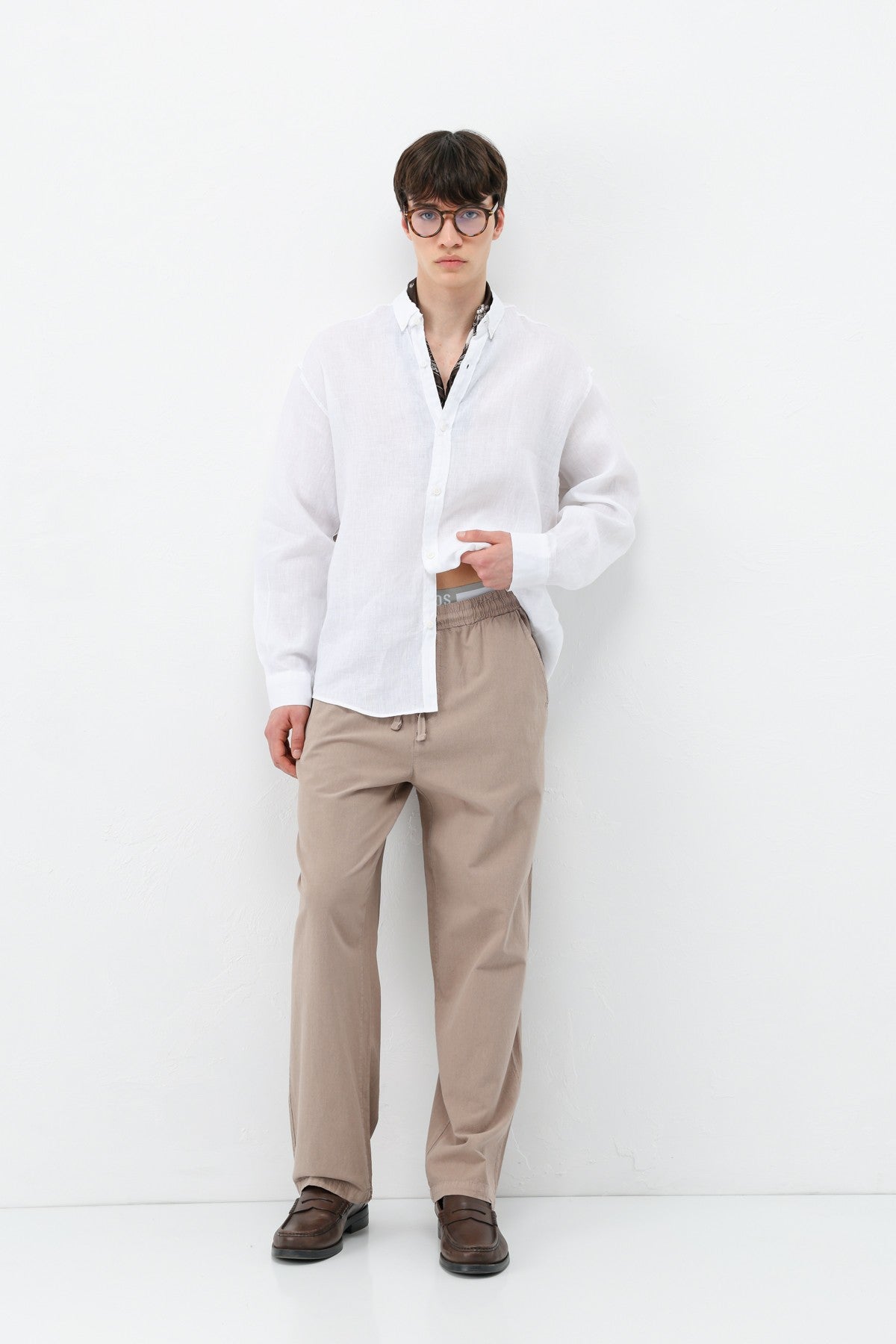 Baggy-Fit Linen Pants with Elastic Waistband