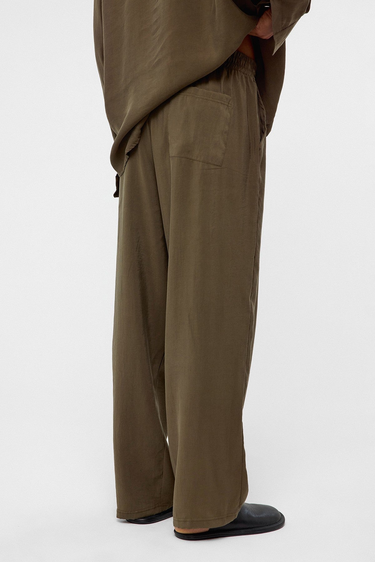 Baggy-Fit Modal Fabric Pants