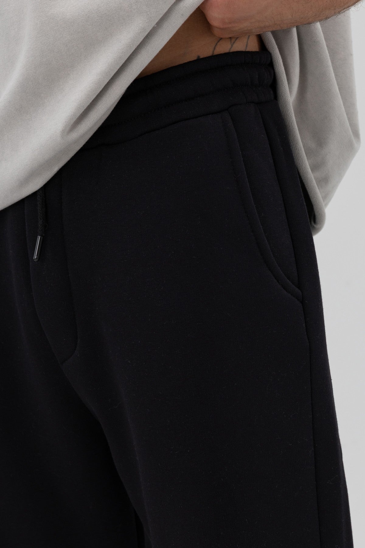 Basic Sweatpants with Elastic Cuffs