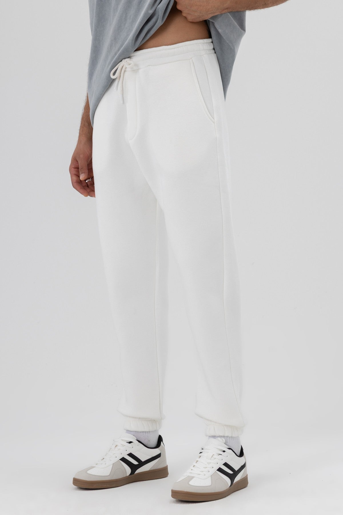 Basic Sweatpants with Elastic Cuffs