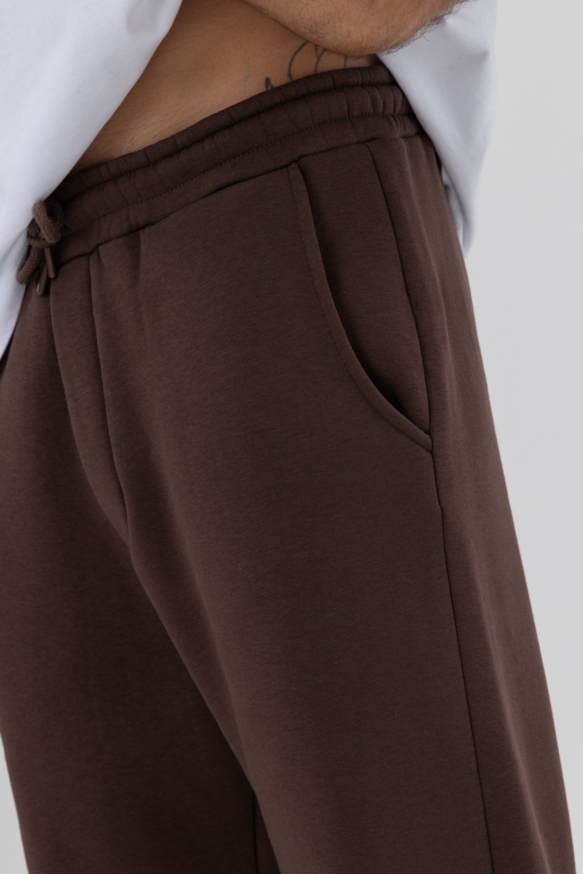 Basic Sweatpants with Elastic Cuffs