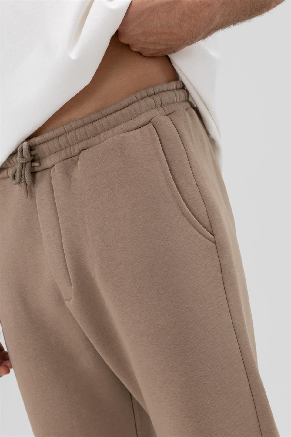 Basic Sweatpants with Elastic Cuffs