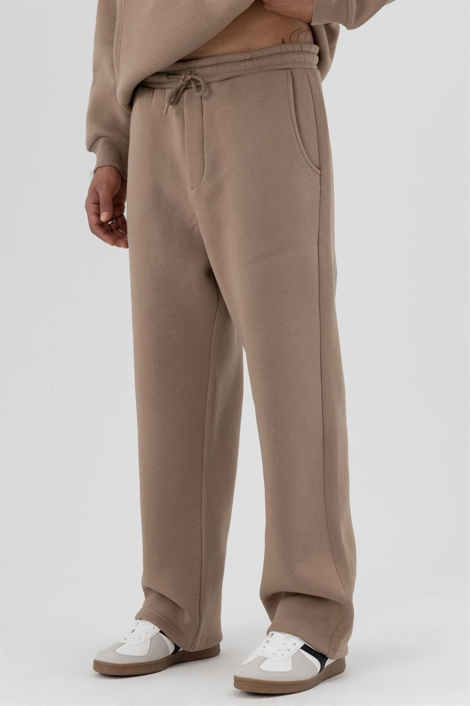 Pre-Washed Baggy Sweatpants V80-31