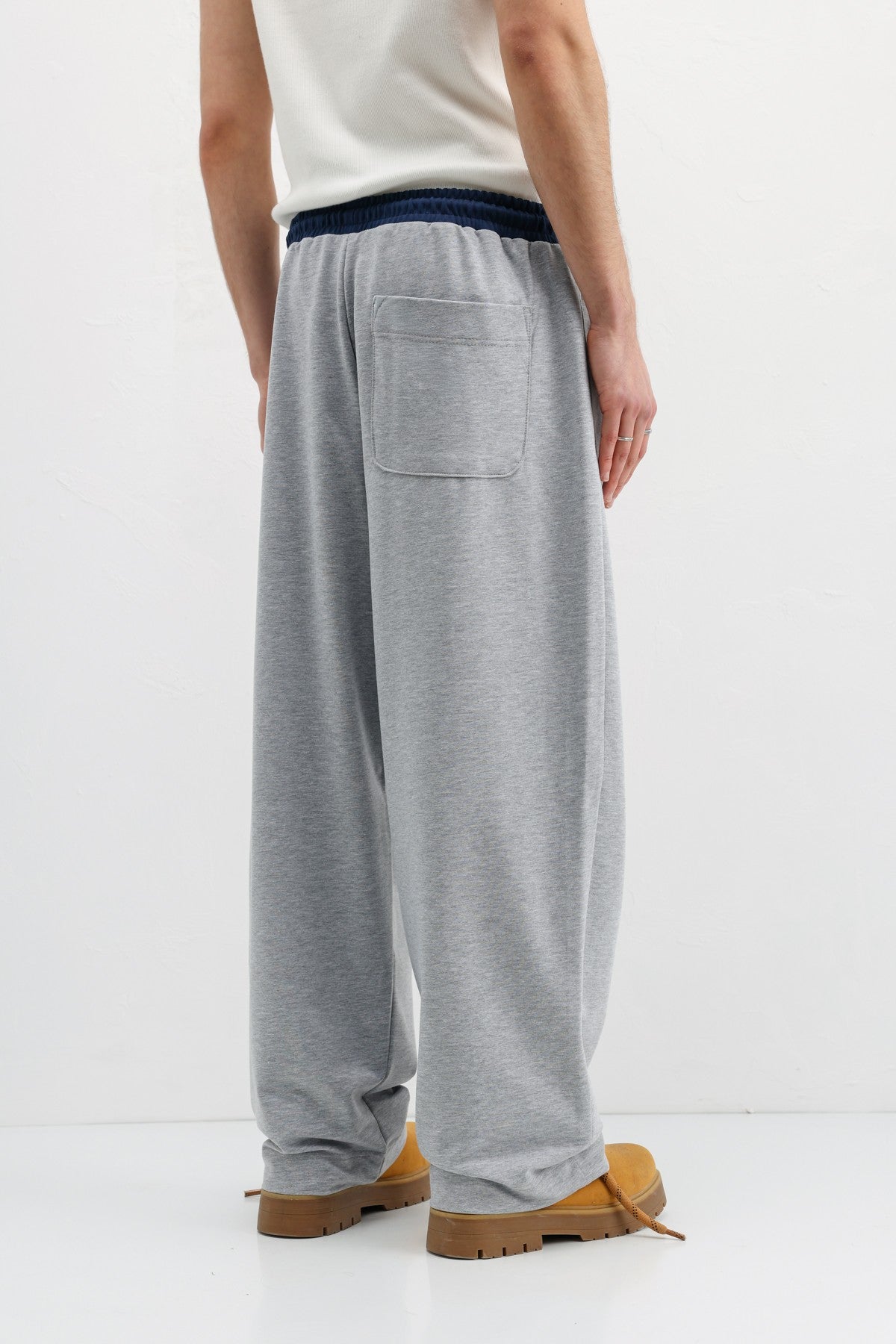 Baggy-Fit Sweatpants