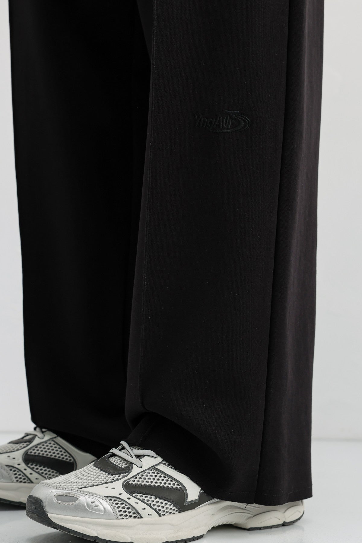 Baggy-Fit Sweatpants