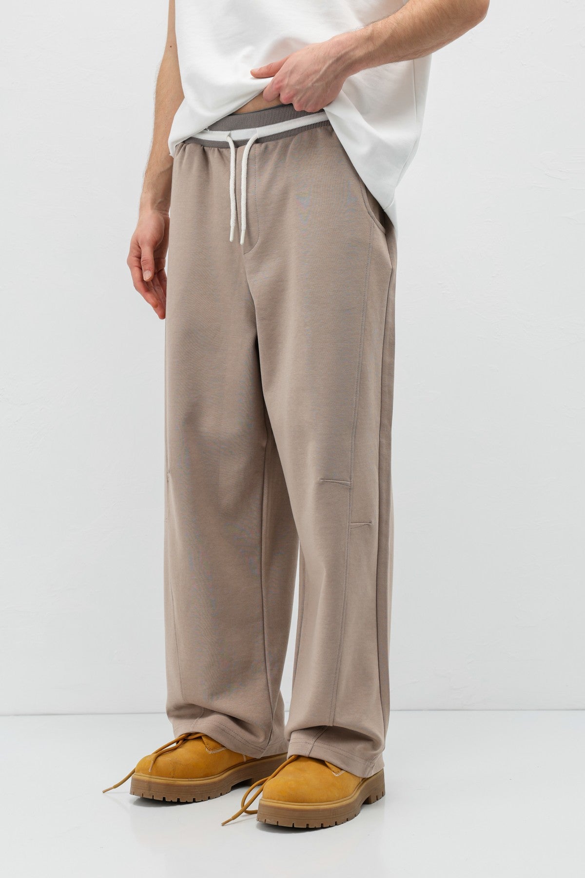 Drawstring Baggy-Fit Sweatpants