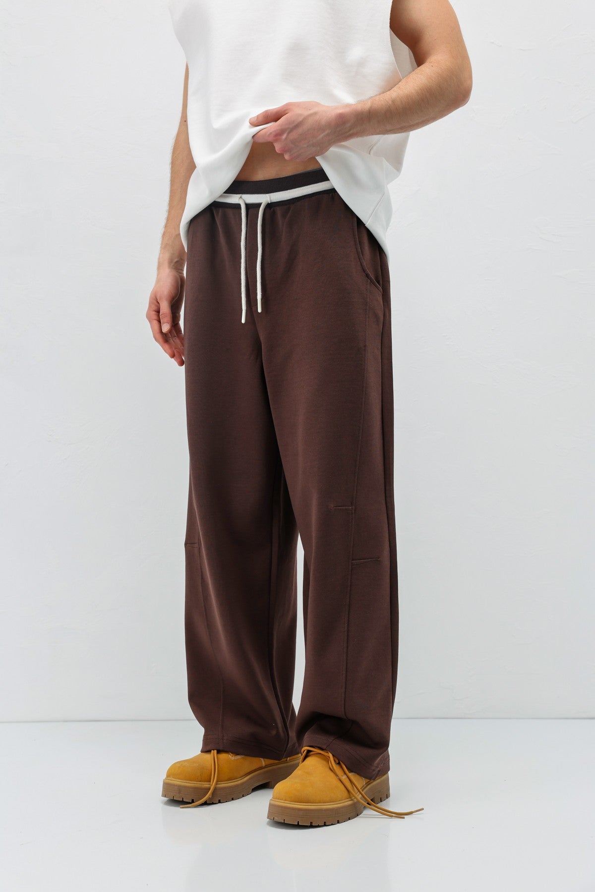 Drawstring Baggy-Fit Sweatpants