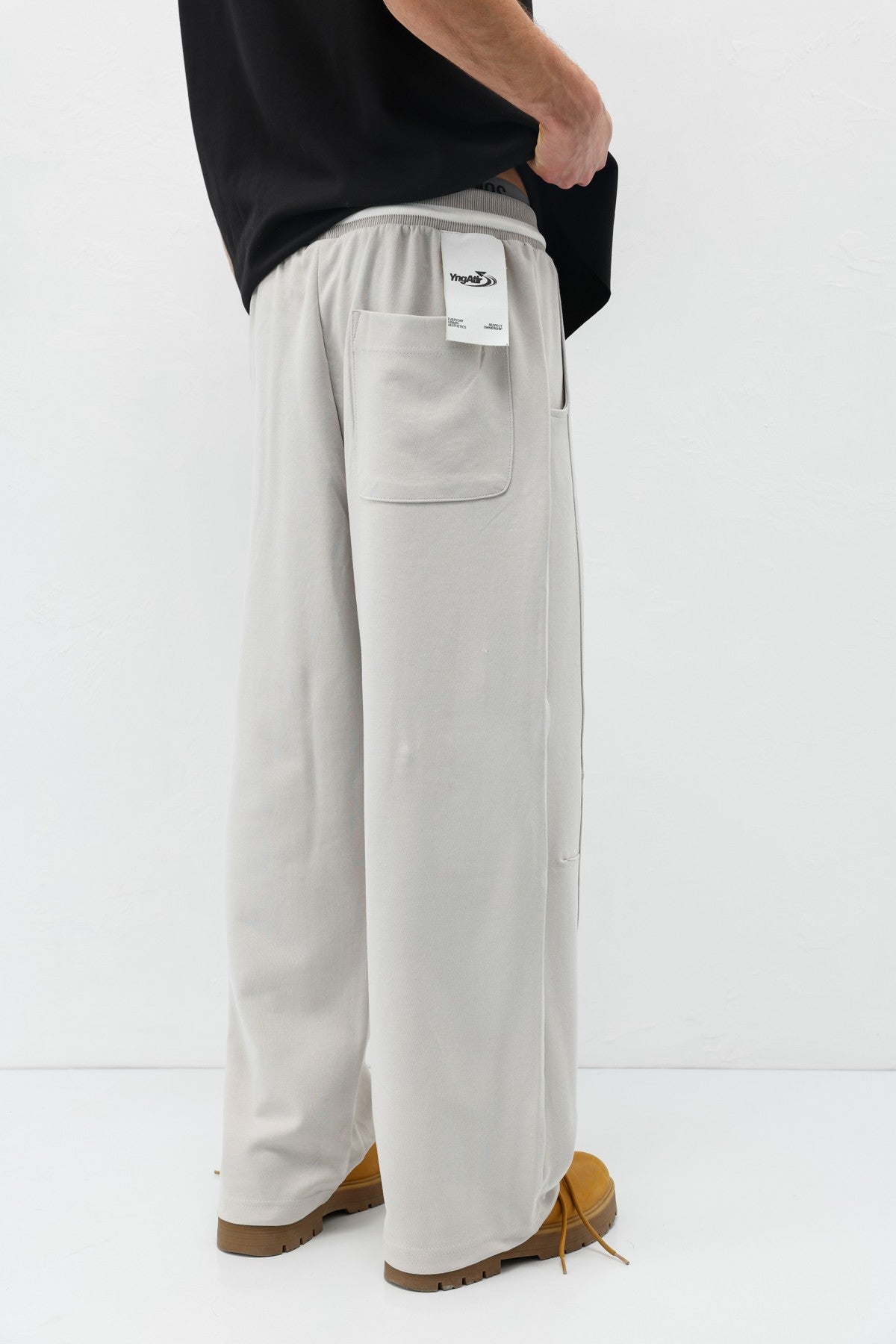 Drawstring Baggy-Fit Sweatpants