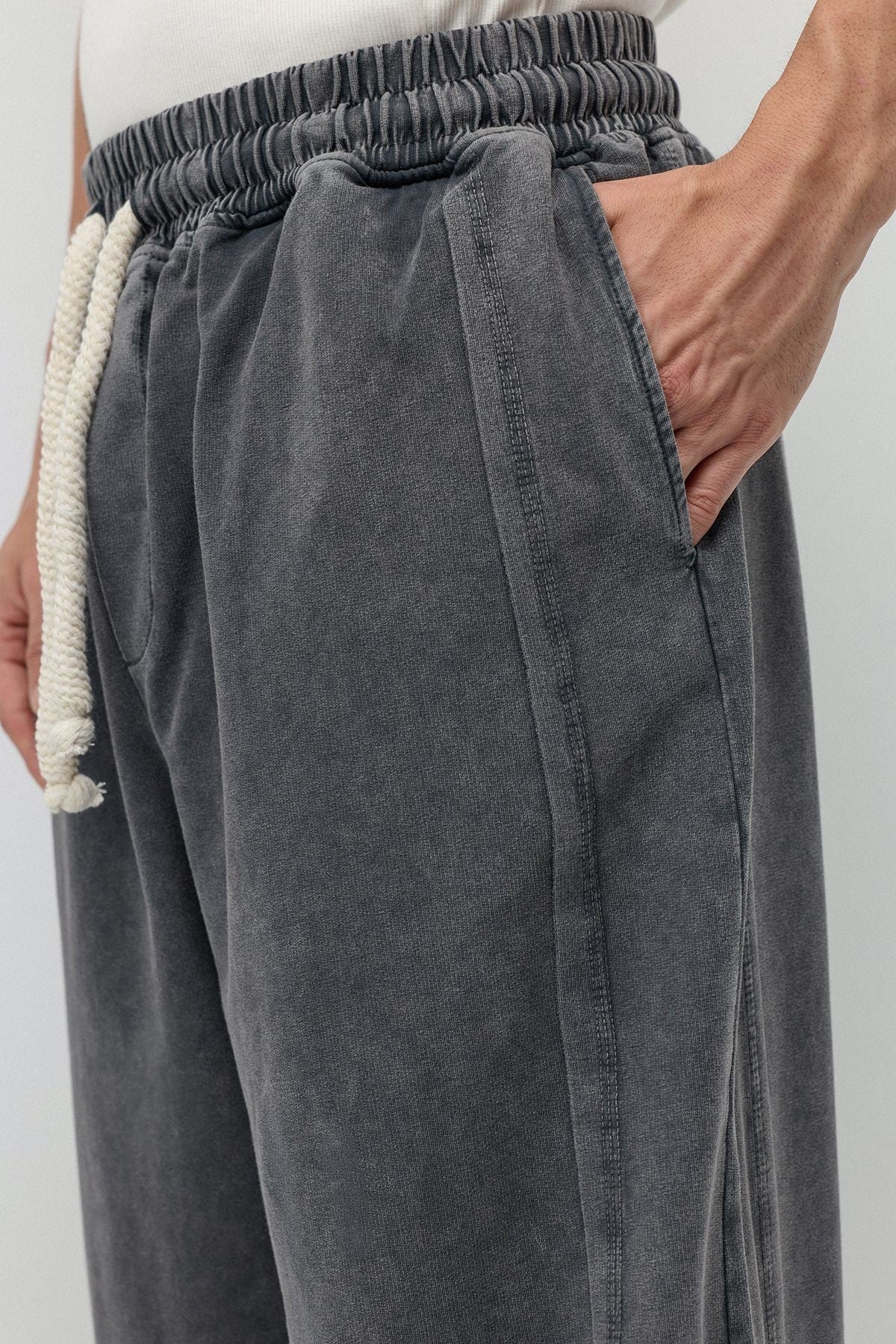 Pre-Washed Baggy Sweatpants