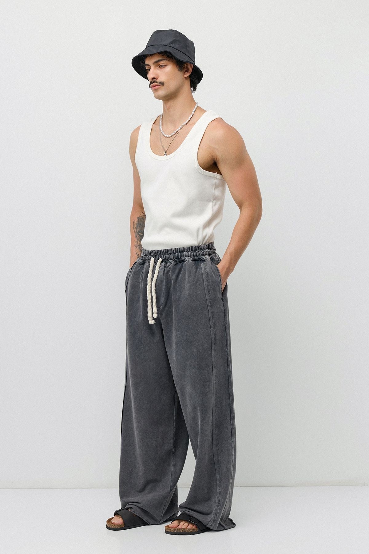 Pre-Washed Baggy Sweatpants