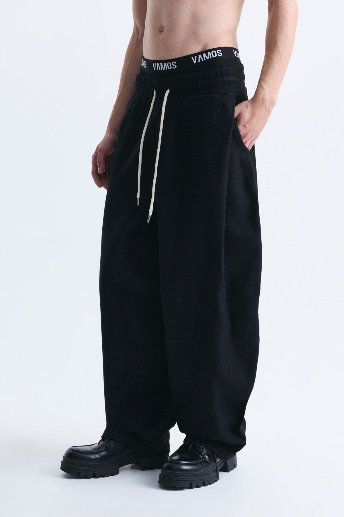 Balloon Fit Sweatpants with Pockets