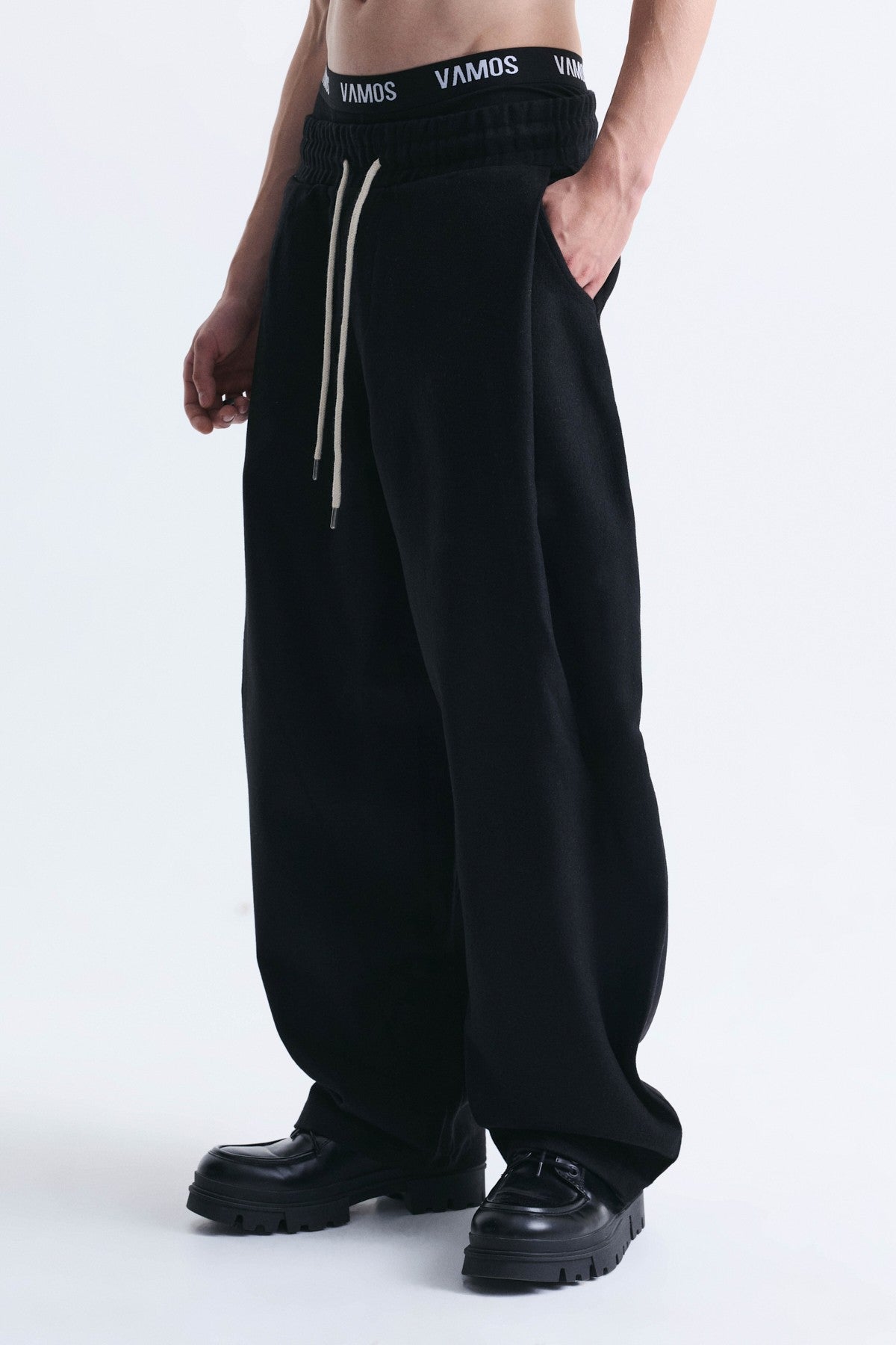 Balloon Fit Sweatpants with Pockets