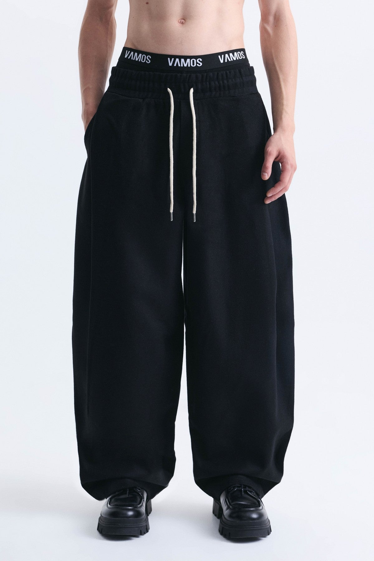 Balloon Fit Sweatpants with Pockets