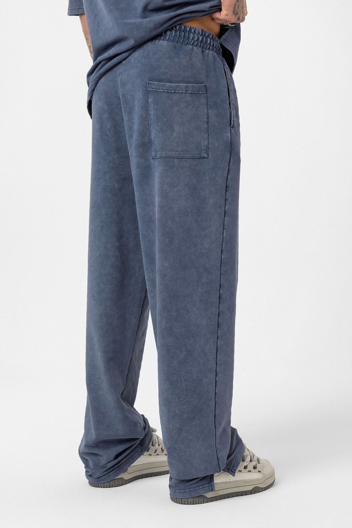 Machine-Washable Oversized Sweatsuit