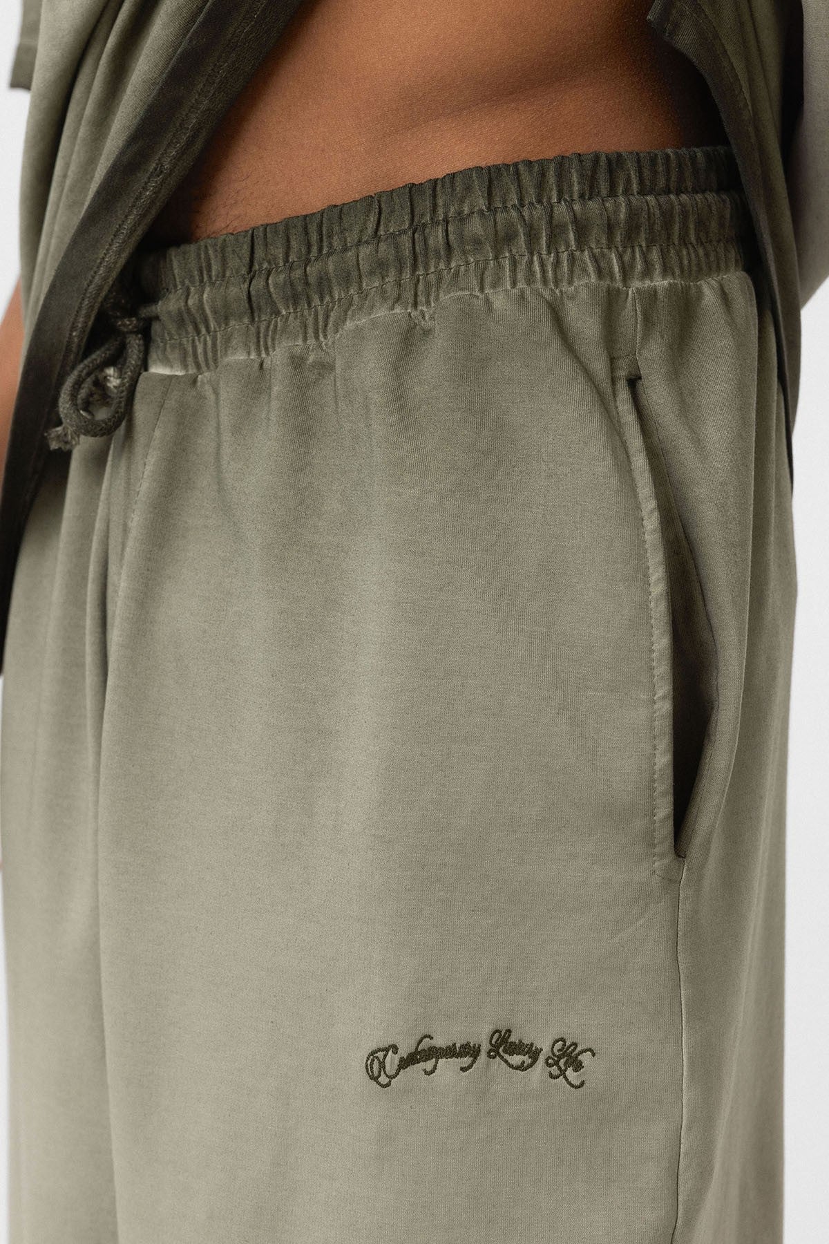 Machine-Washable Oversized Sweatsuit