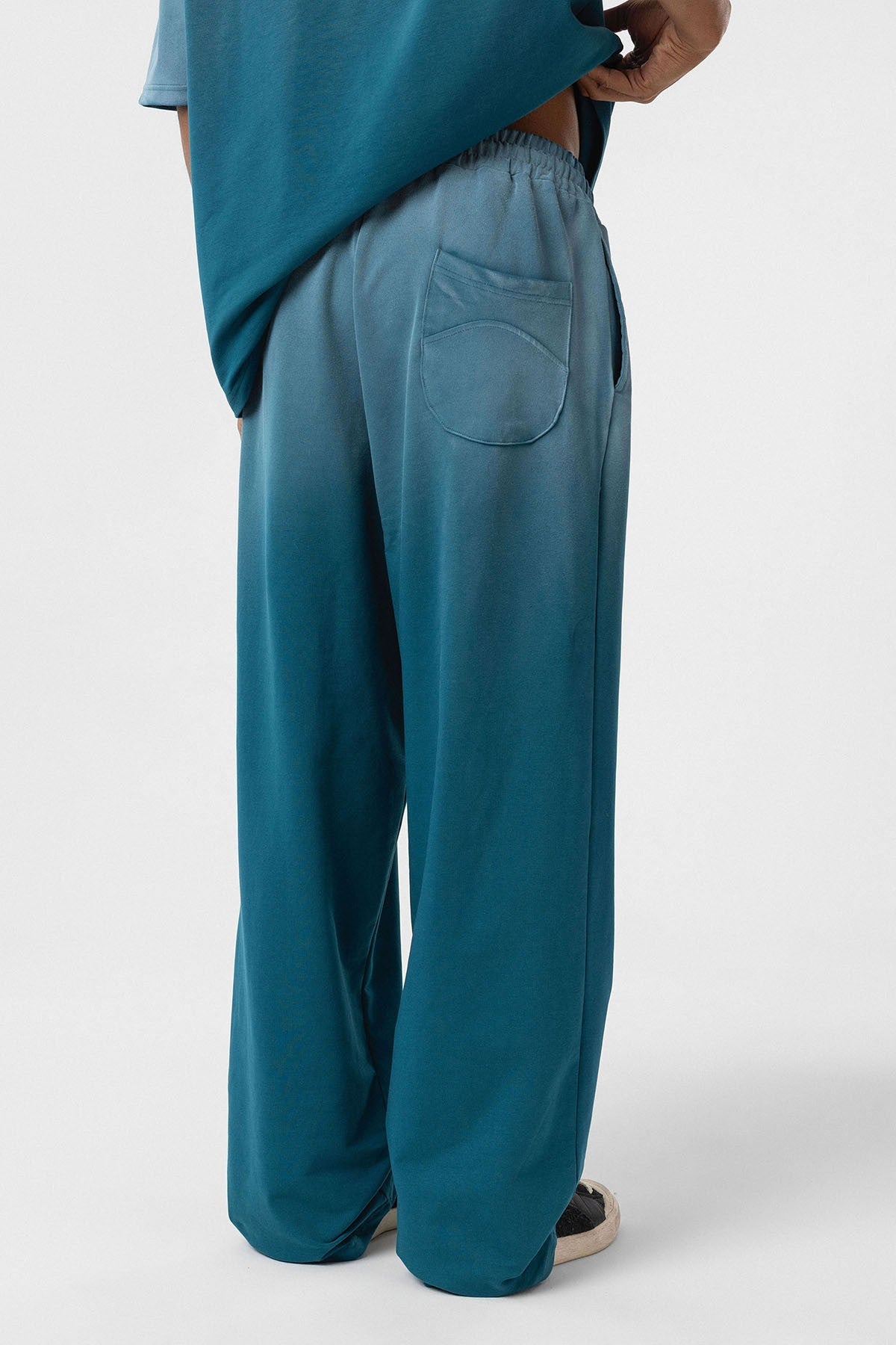 Oversized Printed Sweatsuit Set (Machine Washable)