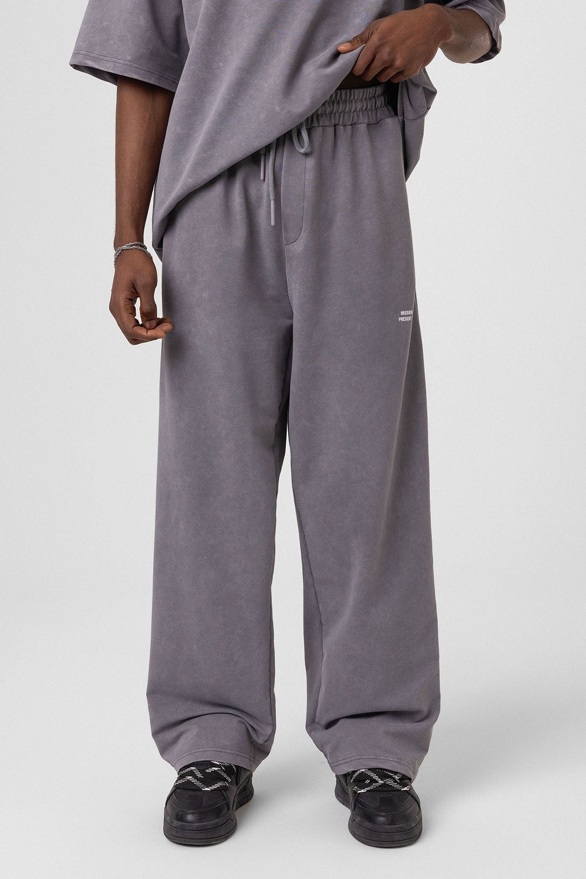 Oversized Sweatsuit Set with Back Print (Washed)