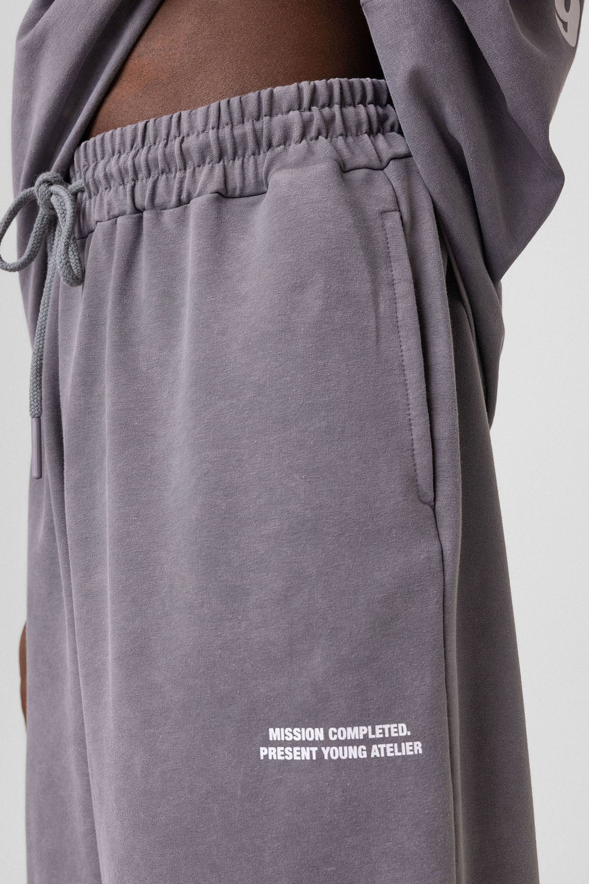 Oversized Sweatsuit Set with Back Print (Washed)