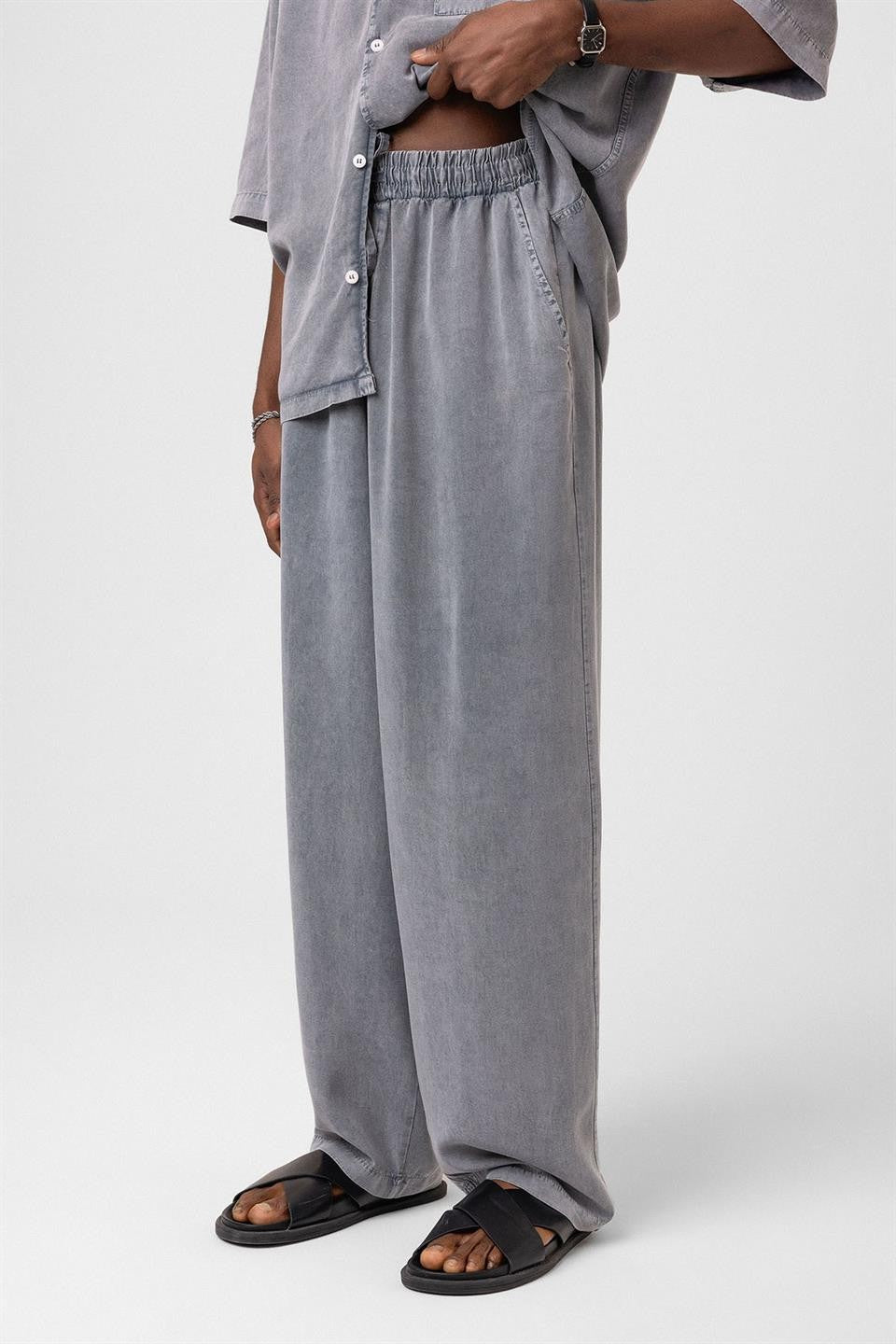 Machine-Washable Lyocell Fabric Top and Bottom Set