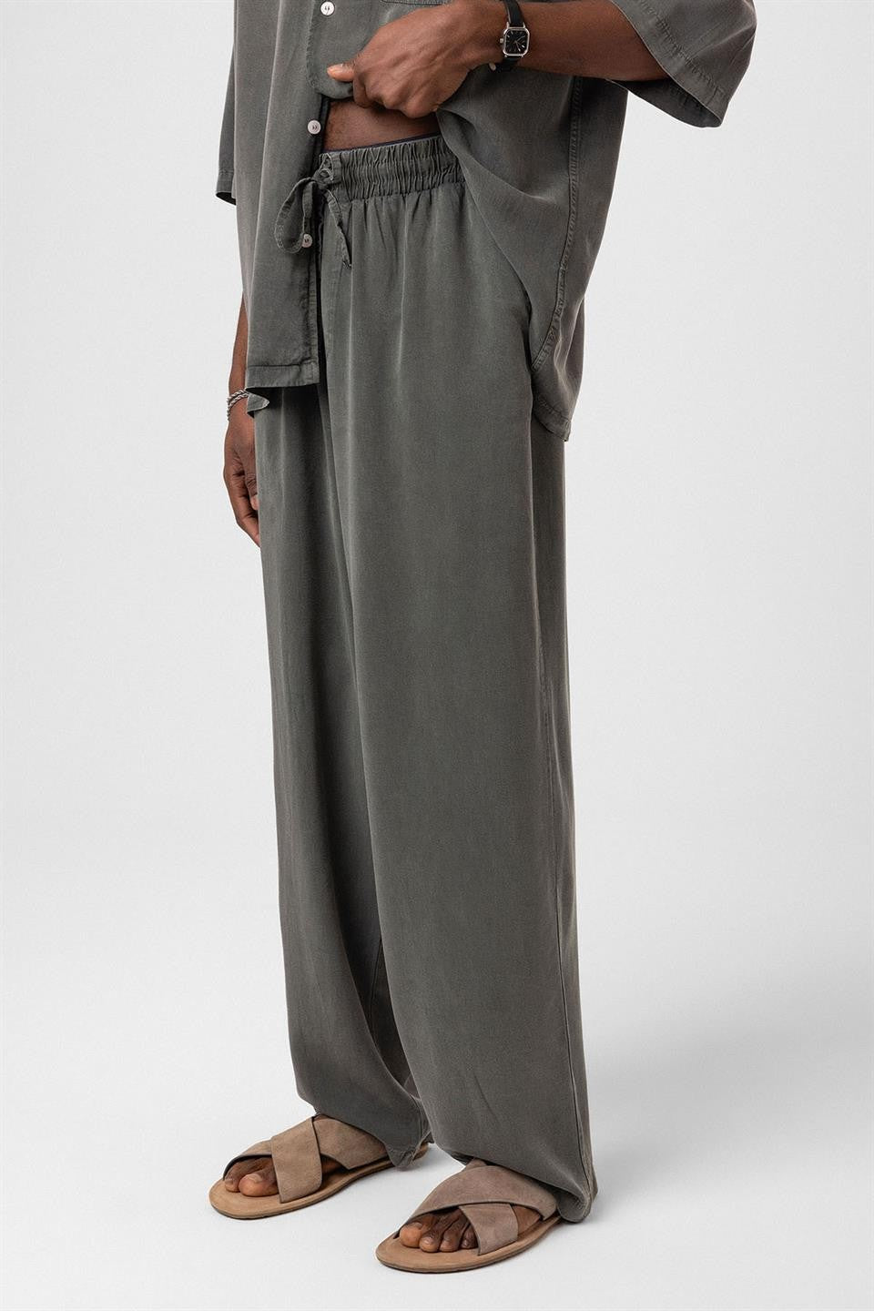 Machine-Washable Lyocell Fabric Top and Bottom Set