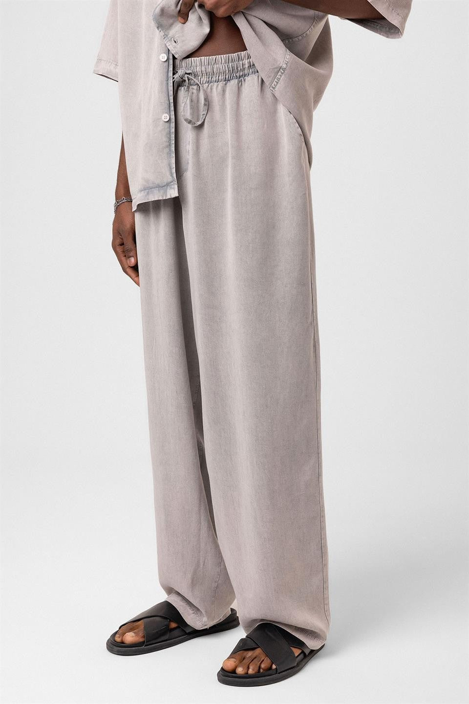 Machine-Washable Lyocell Fabric Top and Bottom Set