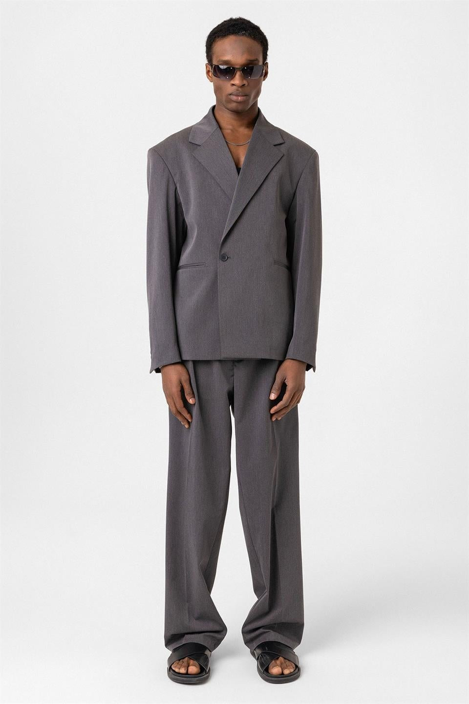 Single-Button Oversized Suit