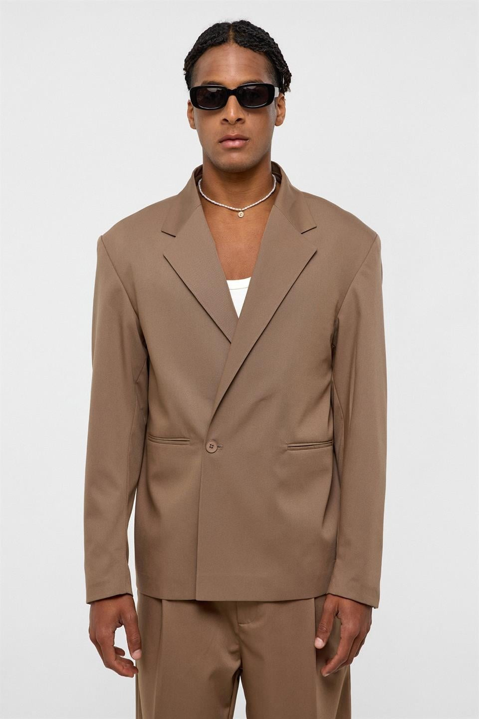 Single-Button Oversized Suit