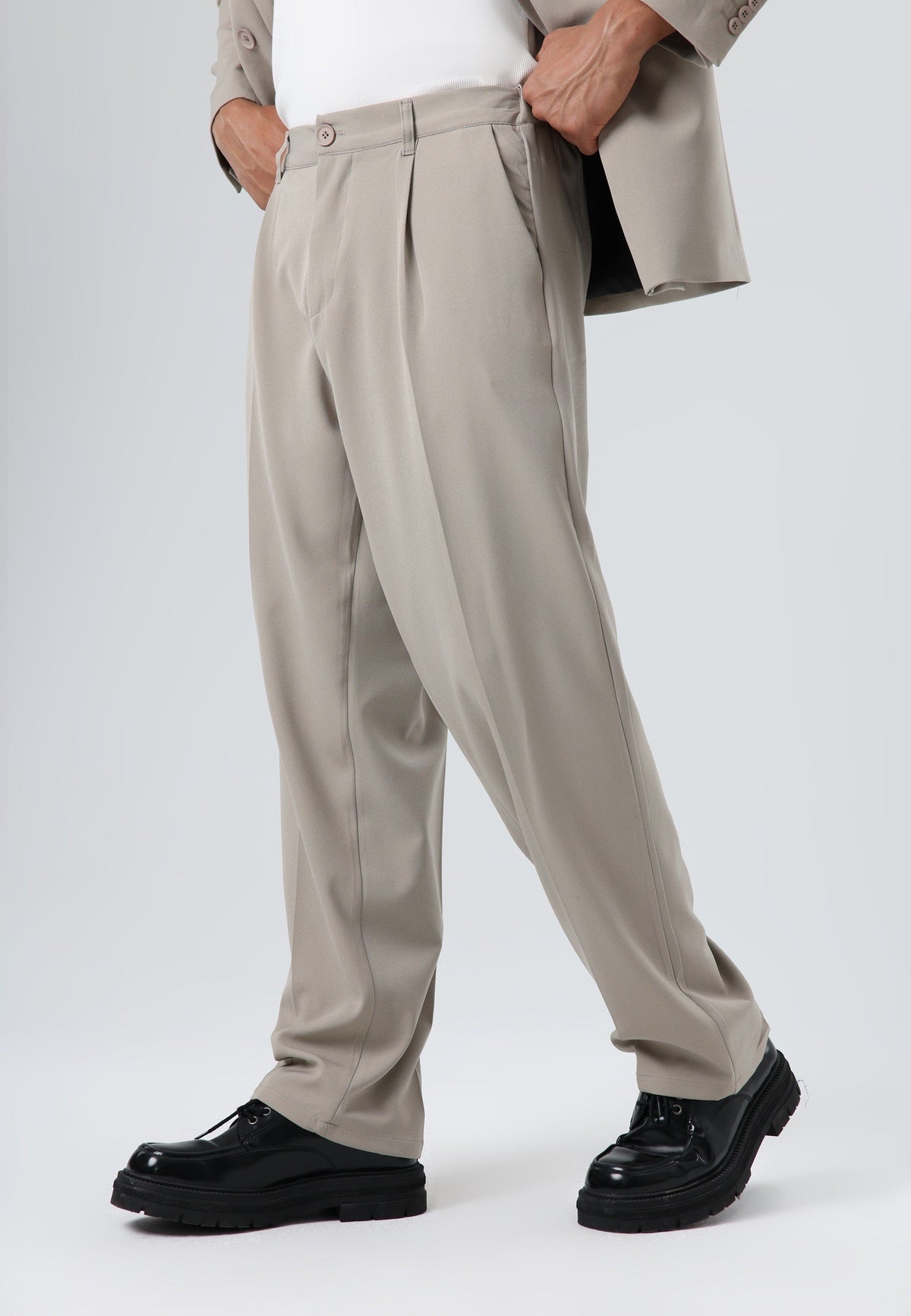Oversized Double-Breasted Suit