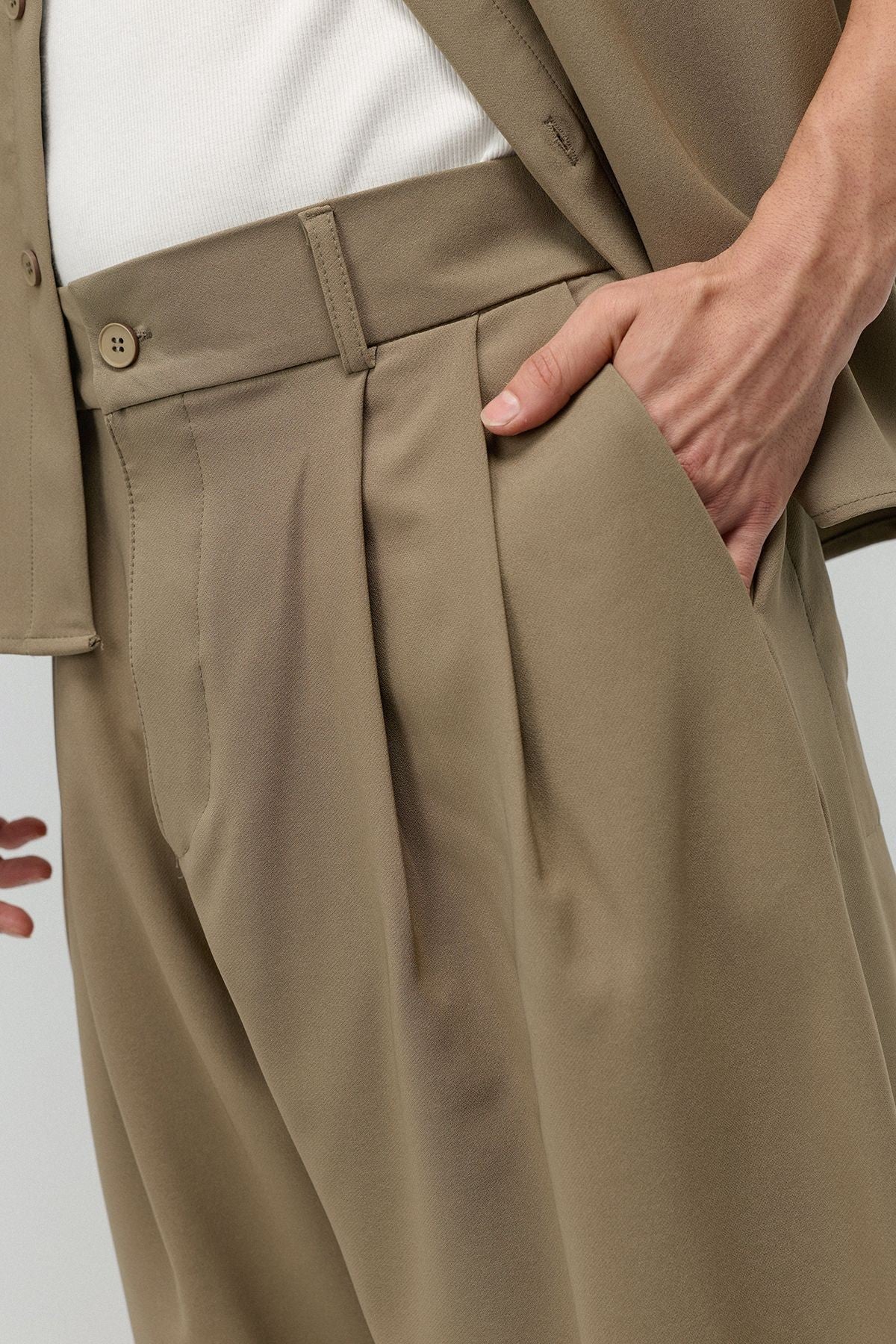 Relaxed-Fit Oversized Shirt and Pants Set