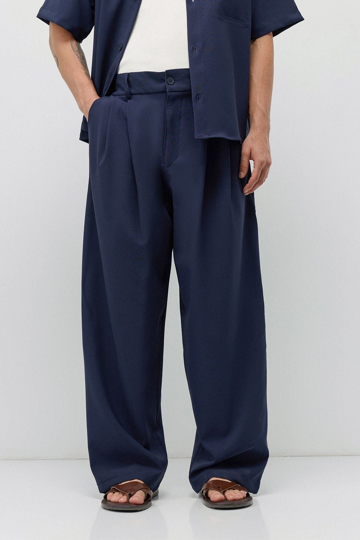 Relaxed-Fit Oversized Shirt and Pants Set