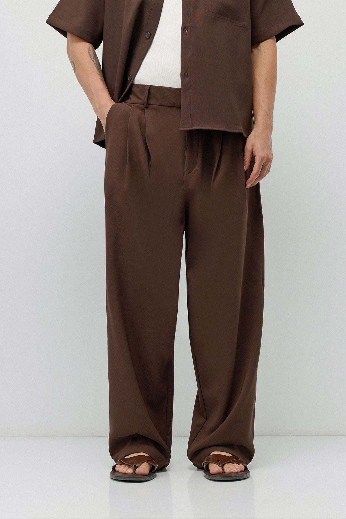 Relaxed-Fit Oversized Shirt and Pants Set