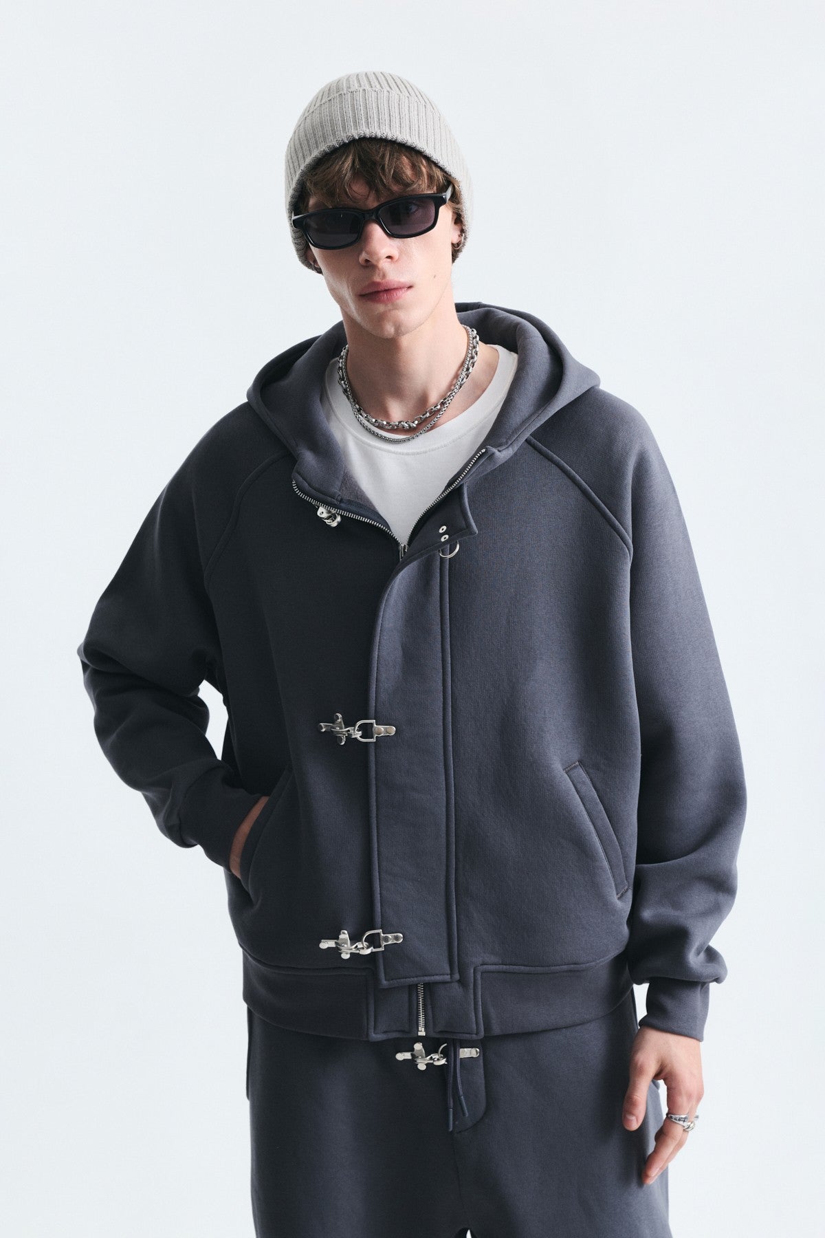 Oversized Clip-Front Sweatshirt Set