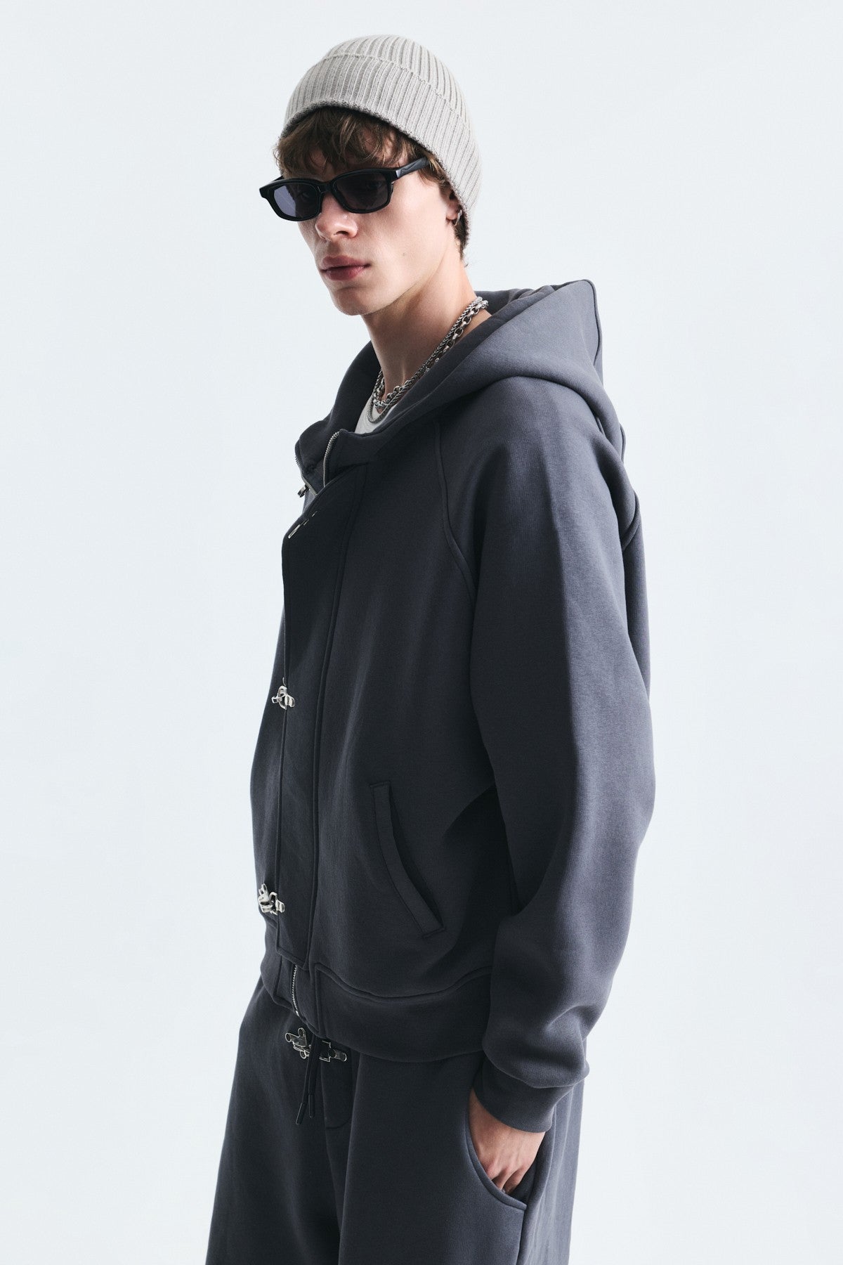 Oversized Clip-Front Sweatshirt Set